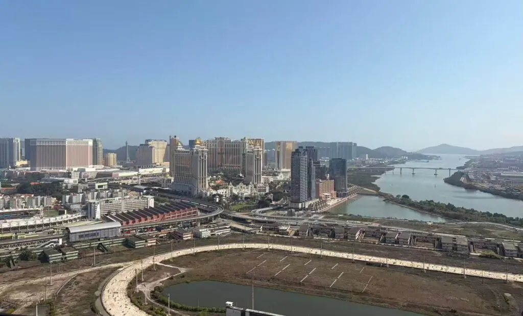One GrandTai w/ Balcony (For Rent) in Taipa — main photo